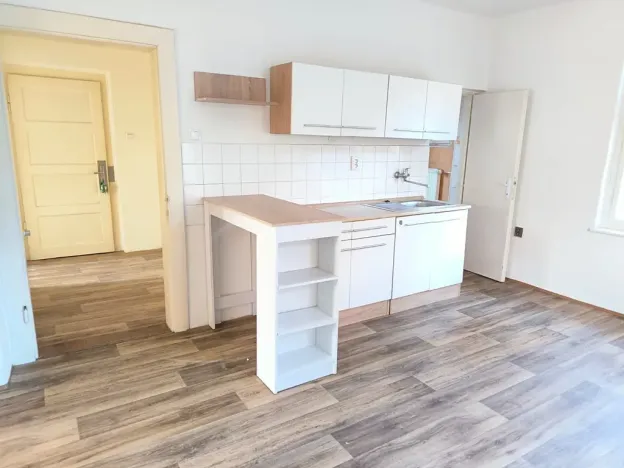 Pronájem bytu 2+1, Děčín, U Dvora, 66 m2