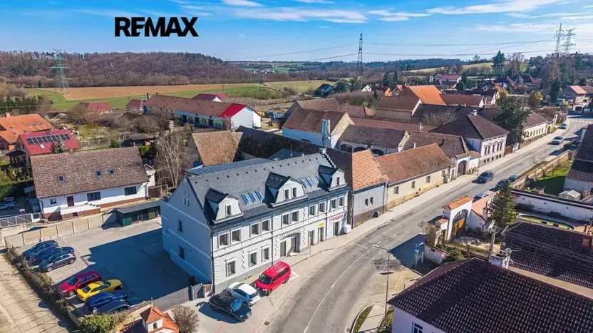 Prodej obchodního prostoru, Chýnice, Karlštejnská, 74 m2