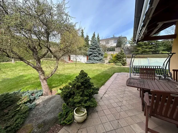 Pronájem rodinného domu, Písek, V Lukách, 400 m2