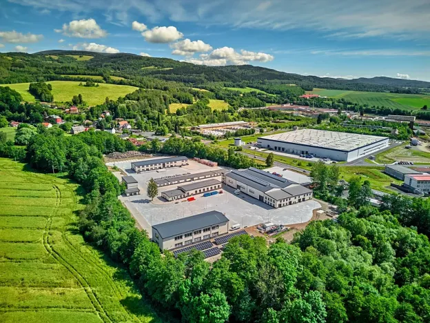 Pronájem skladu, Ostrov, 370 m2