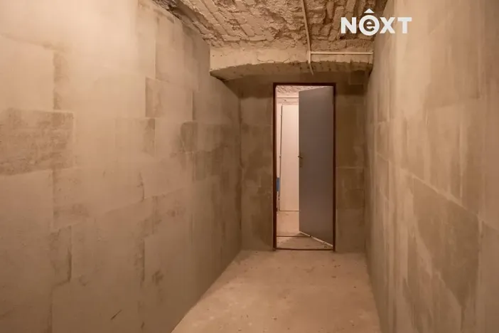 Prodej - jiné, Praha - Žižkov, Husitská, 5 m2