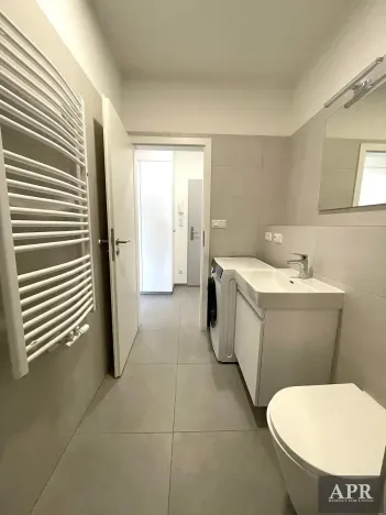 Pronájem bytu 1+kk, Otrokovice, tř. Spojenců, 30 m2