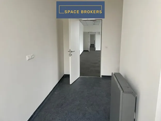 Pronájem skladu, Brno, 467 m2