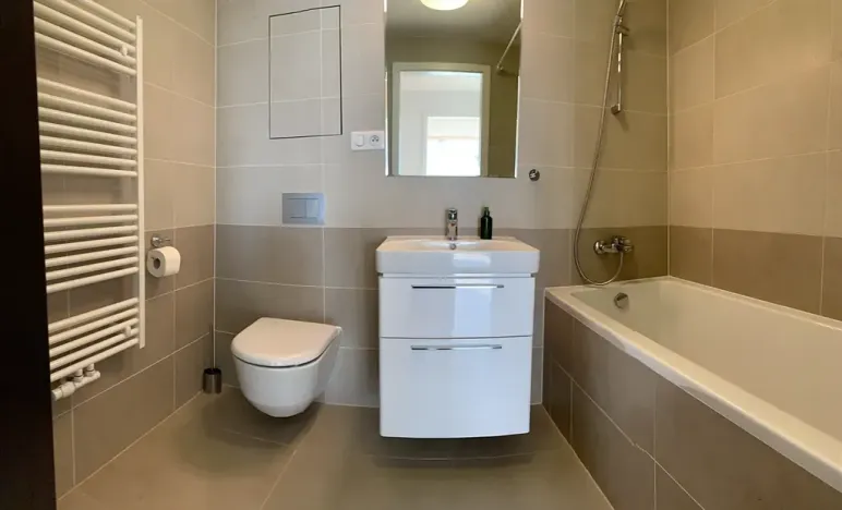 Pronájem bytu 2+kk, Praha - Malešice, Univerzitní, 51 m2