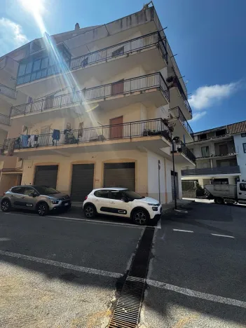 Prodej bytu 3+kk, Scalea, Kalábrie, Itálie, 55 m2