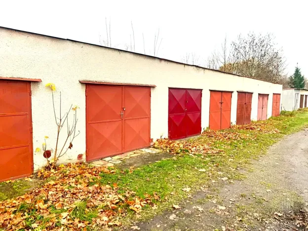 Prodej garáže, Strakonice, Podsrpenská, 17 m2
