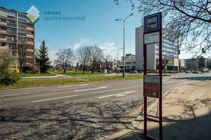 Pronájem bytu 1+kk, Praha - Kamýk, Hodkovická, 30 m2