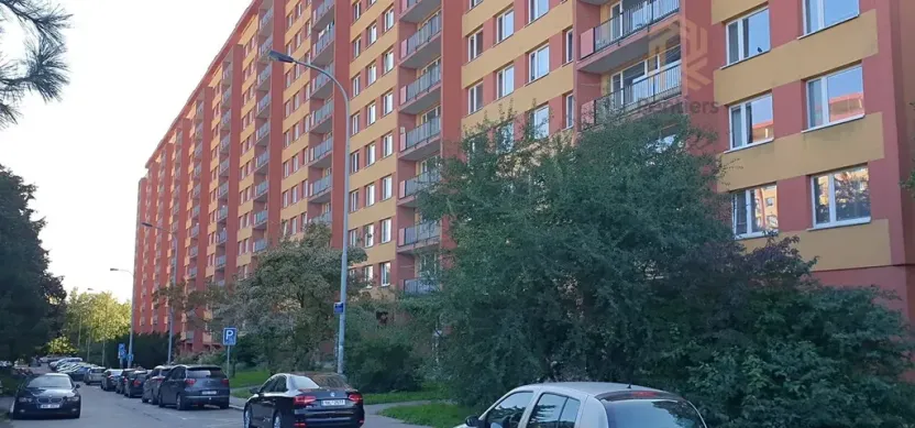 Pronájem bytu 3+1, Praha - Kobylisy, Famfulíkova, 70 m2