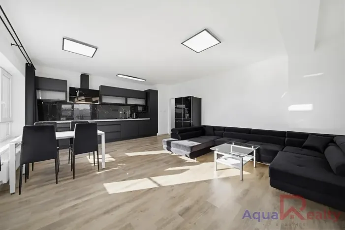 Pronájem bytu 3+kk, Karlovy Vary, Dubová, 83 m2