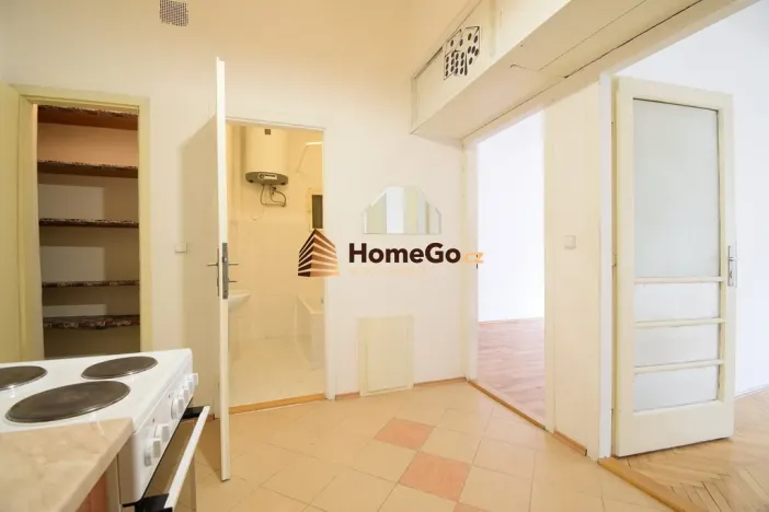 Pronájem bytu 2+1, Praha - Nusle, U gymnázia, 62 m2