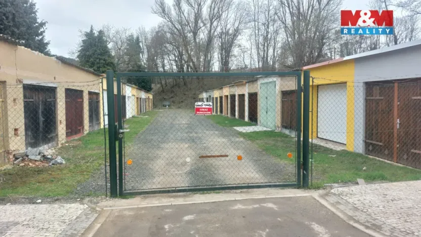 Prodej garáže, Praha - Dejvice, V Trníčku, 20 m2