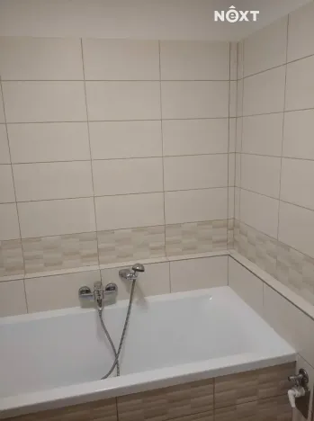 Pronájem bytu 3+1, Pardubice, Bělehradská, 60 m2