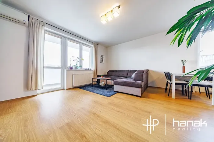 Prodej bytu 3+kk, Olomouc, Okružní, 66 m2