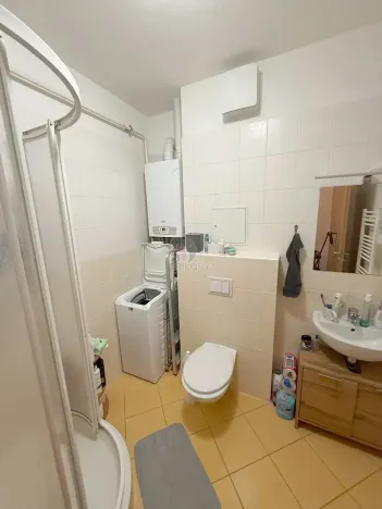 Pronájem bytu 2+kk, Praha - Hloubětín, Slévačská, 46 m2