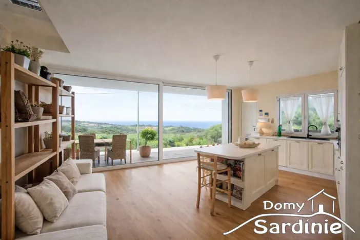 Prodej domu, Trinitá D'Agultu, Sardinie, Itálie, 200 m2