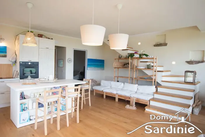 Prodej domu, Trinitá D'Agultu, Sardinie, Itálie, 200 m2