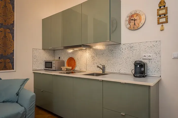 Pronájem bytu 1+kk, Praha - Holešovice, Šimáčkova, 26 m2