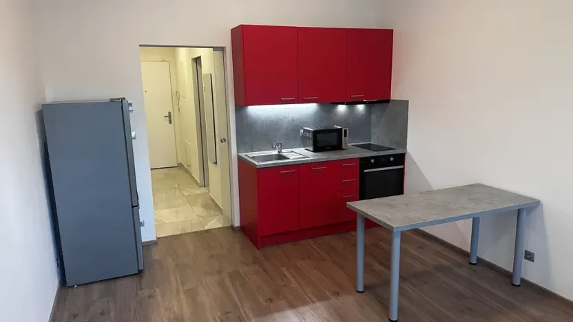 Pronájem bytu 1+kk, Praha - Libeň, Kurta Konráda, 39 m2