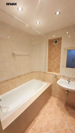 Pronájem bytu 3+kk, Praha - Bubeneč, dr. Zikmunda Wintra, 73 m2