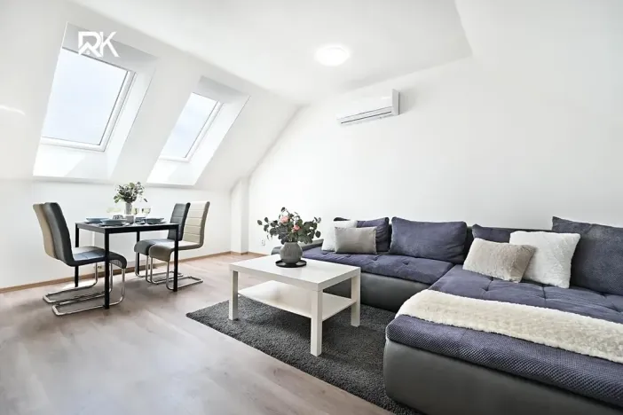 Pronájem bytu 2+kk, Kostelní Lhota, 57 m2