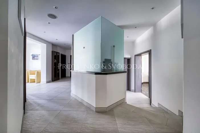 Prodej ubytování, Rosovice, 900 m2