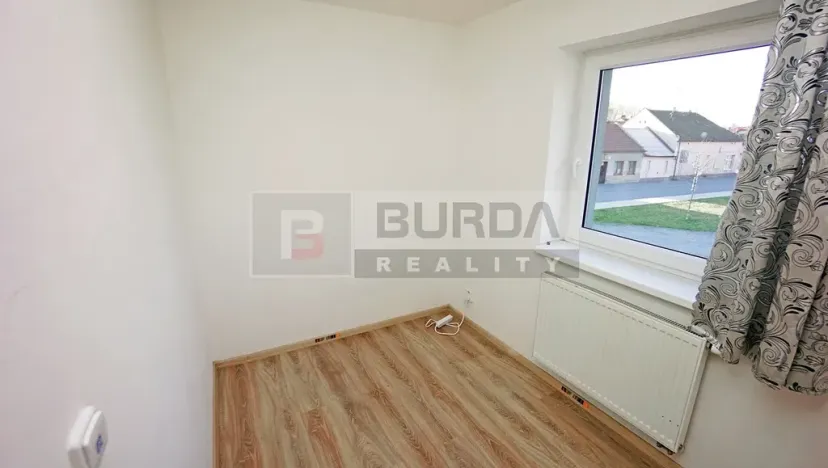 Pronájem bytu 1+1, Neratovice, 25 m2
