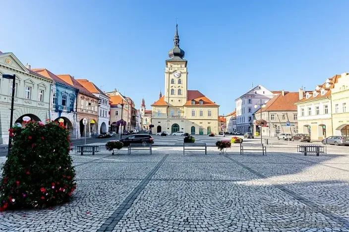 Prodej bytu 4+1, Žatec, náměstí Svobody, 114 m2