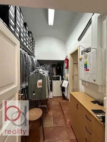 Pronájem obchodního prostoru, České Budějovice, Piaristická, 65 m2