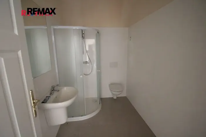 Pronájem bytu 2+1, Kolín, Karlovo náměstí, 111 m2