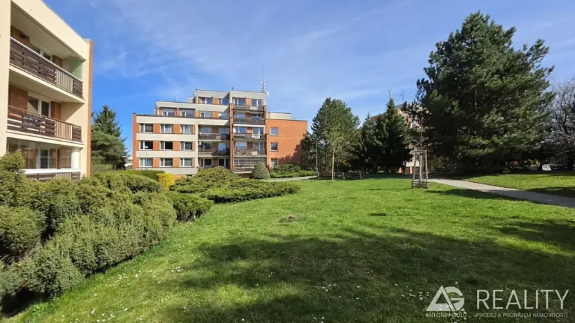 Prodej bytu 2+1, Praha - Dejvice, Krohova, 76 m2