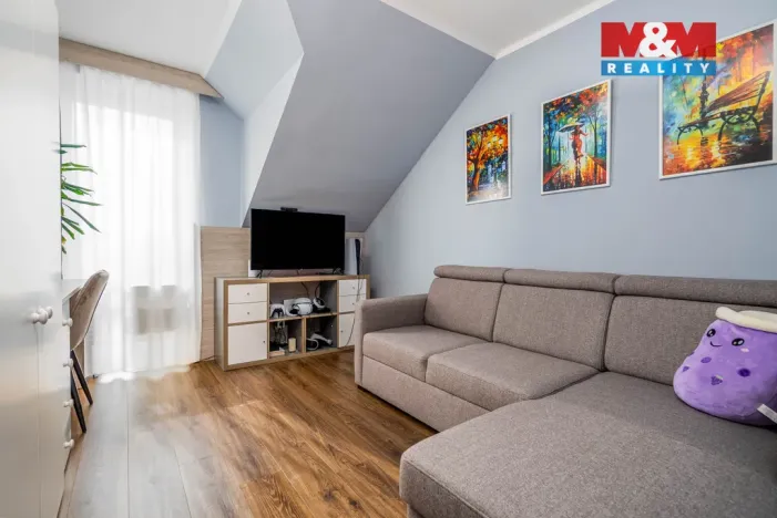 Prodej rodinného domu, Veltrusy, Lomená, 118 m2