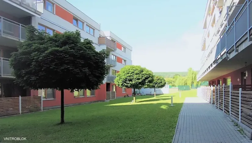 Pronájem bytu 3+kk, Brno, Jezerůvky, 88 m2