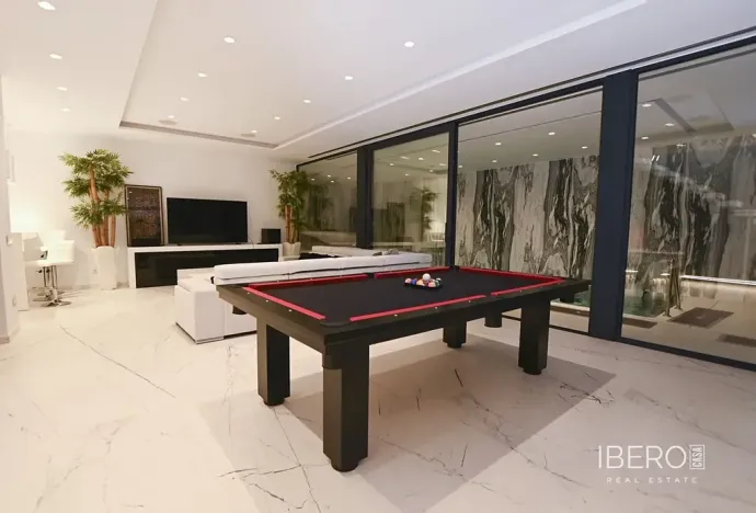 Prodej rodinného domu, Calp, Španělsko, 426 m2