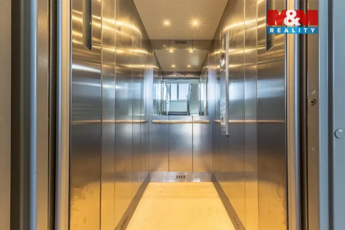 Prodej bytu 2+kk, Cvikov - Cvikov II, Sídliště, 43 m2