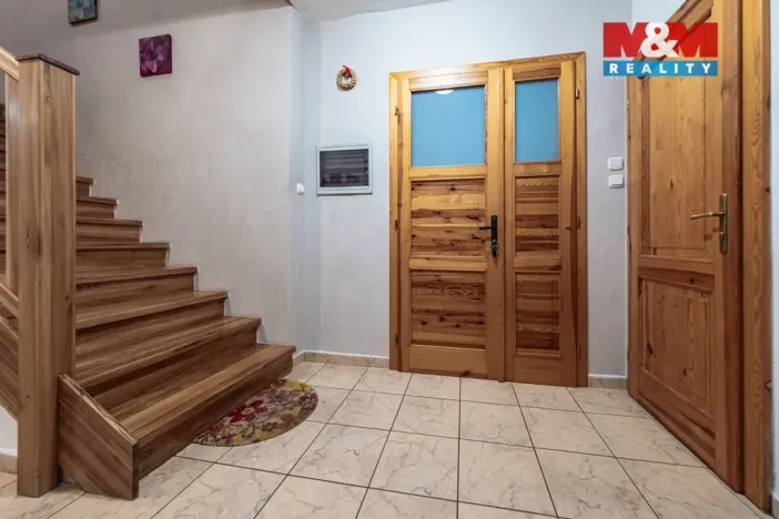 Prodej činžovního domu, Mnichovice - Božkov, Nad rybníkem, 312 m2