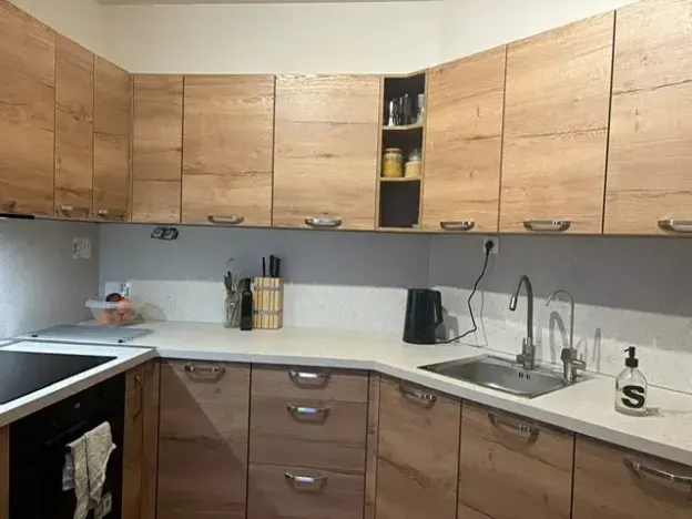 Pronájem bytu 2+kk, Praha - Hloubětín, Nademlejnská, 47 m2