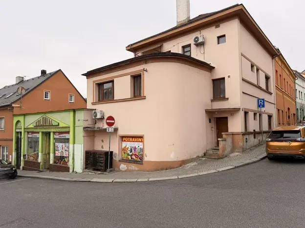 Prodej obchodního prostoru, Benešov nad Ploučnicí, Krátká, 449 m2