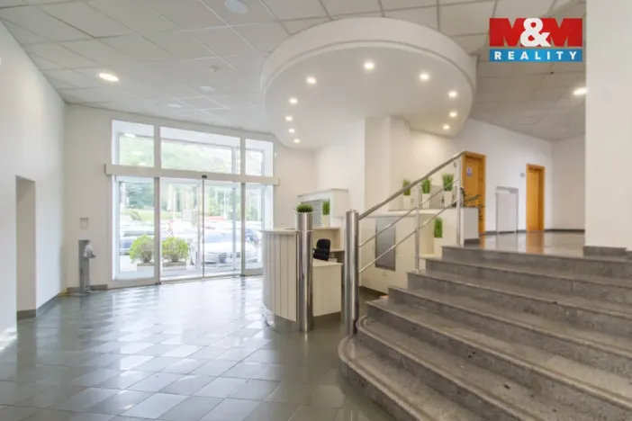 Pronájem kanceláře, Praha, Podbabská, 14 m2