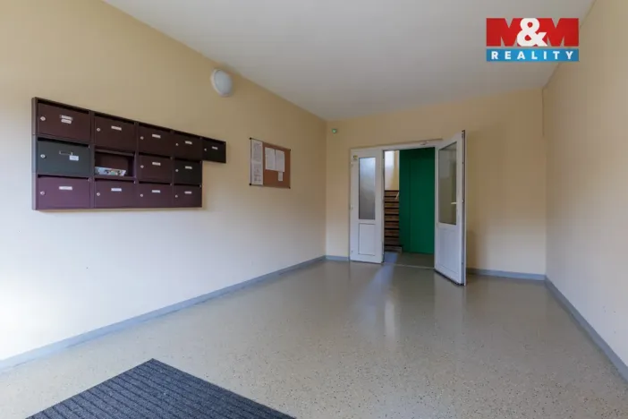 Pronájem bytu 2+1, Karlovy Vary, Brigádníků, 55 m2