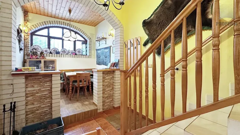 Prodej apartmánu, Strachotín, Sklepní, 285 m2