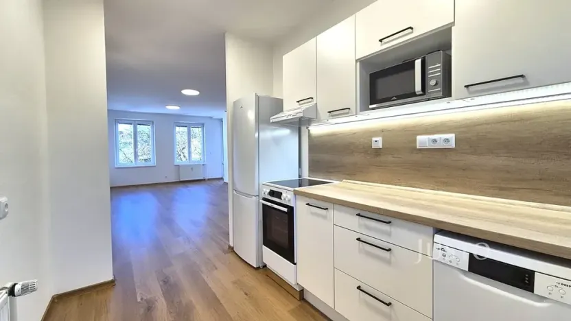 Pronájem bytu 2+kk, Písek, V Portyči, 65 m2