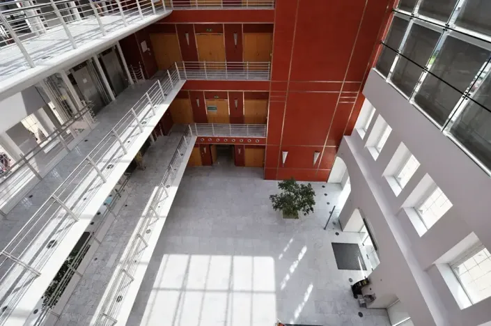 Pronájem kanceláře, Praha - Karlín, Křižíkova, 545 m2