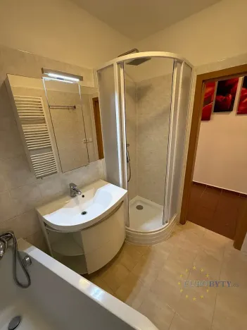 Pronájem bytu 3+kk, Praha - Troja, Vřesová, 80 m2