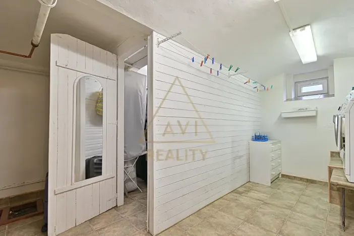 Prodej rodinného domu, Hřebeč, nám. Draha, 150 m2