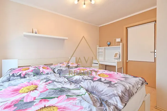 Prodej rodinného domu, Hřebeč, nám. Draha, 150 m2