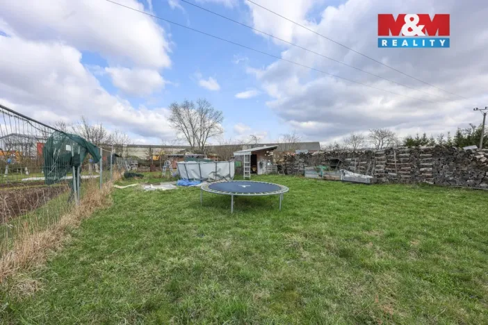 Prodej pozemku pro bydlení, Lužice, 372 m2