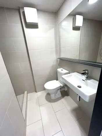 Pronájem bytu 1+kk, Praha - Vysočany, Poděbradská, 30 m2