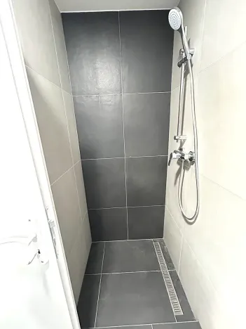 Pronájem bytu 1+kk, Praha - Vysočany, U vinných sklepů, 18 m2