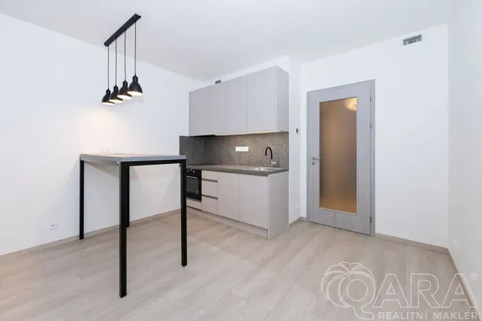Prodej bytu 1+kk, Praha - Hloubětín, Poděbradská, 32 m2