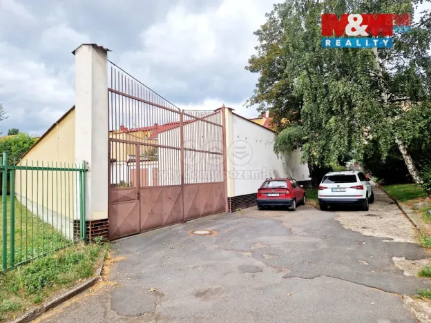 Pronájem skladu, Chomutov, Vršovců, 120 m2